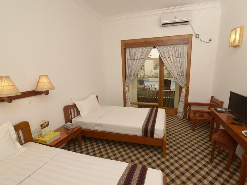 Raza Gyo Hotel Bagan Exterior foto